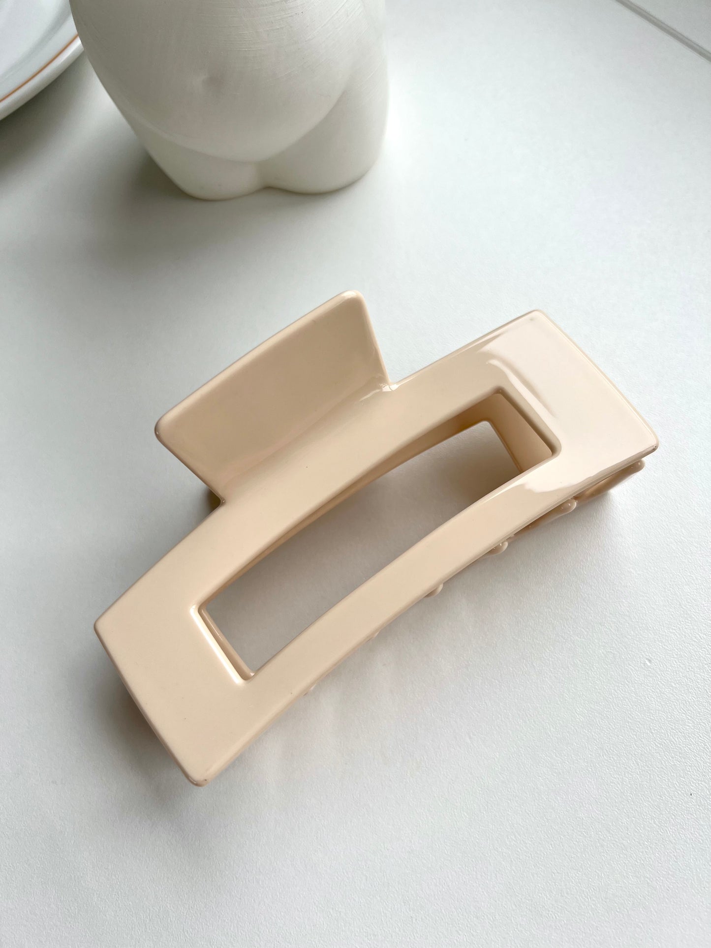 Chloe claw clip (2 colours)