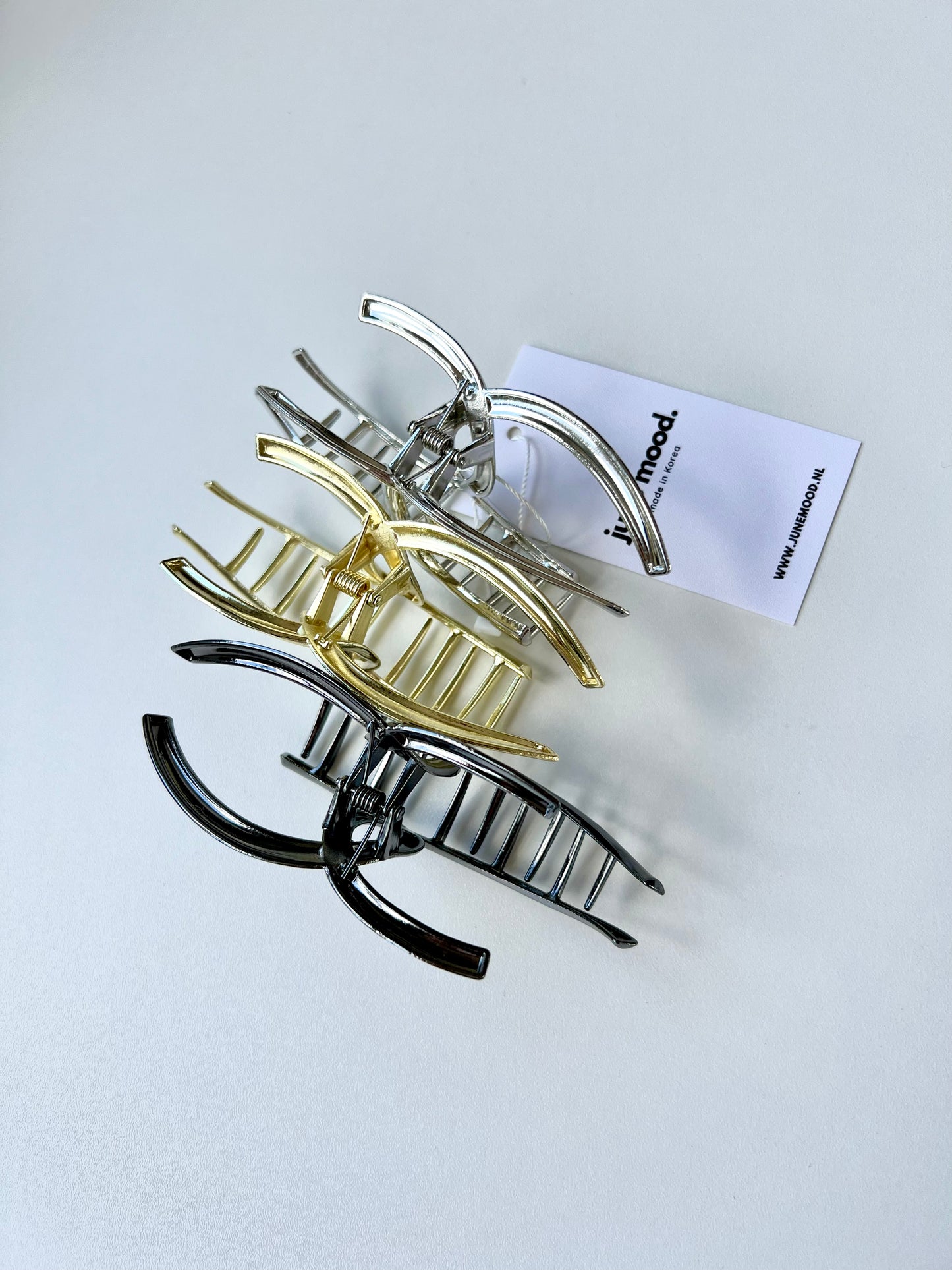 Celine claw clip (3 colours)