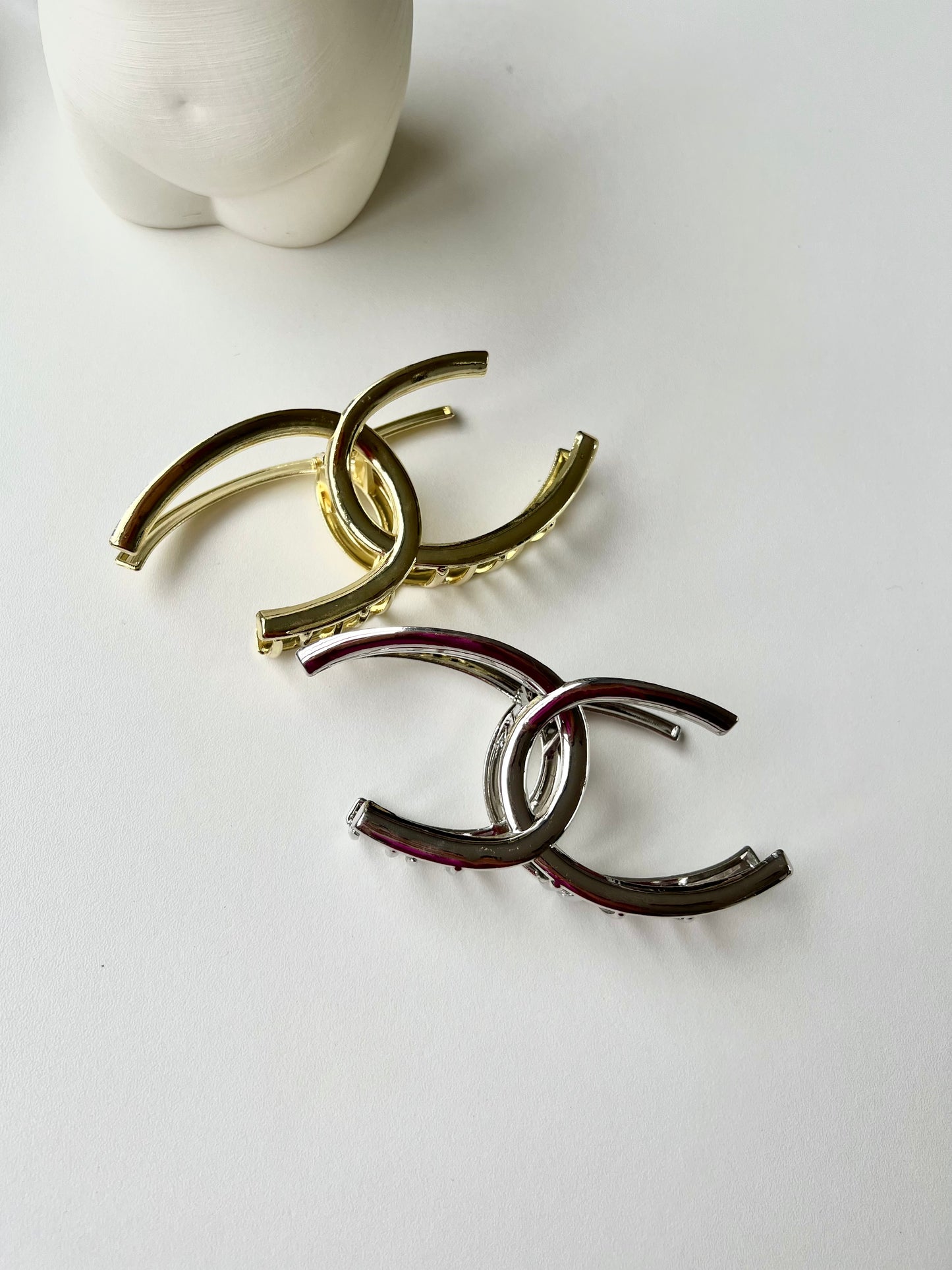Celine claw clip (3 colours)