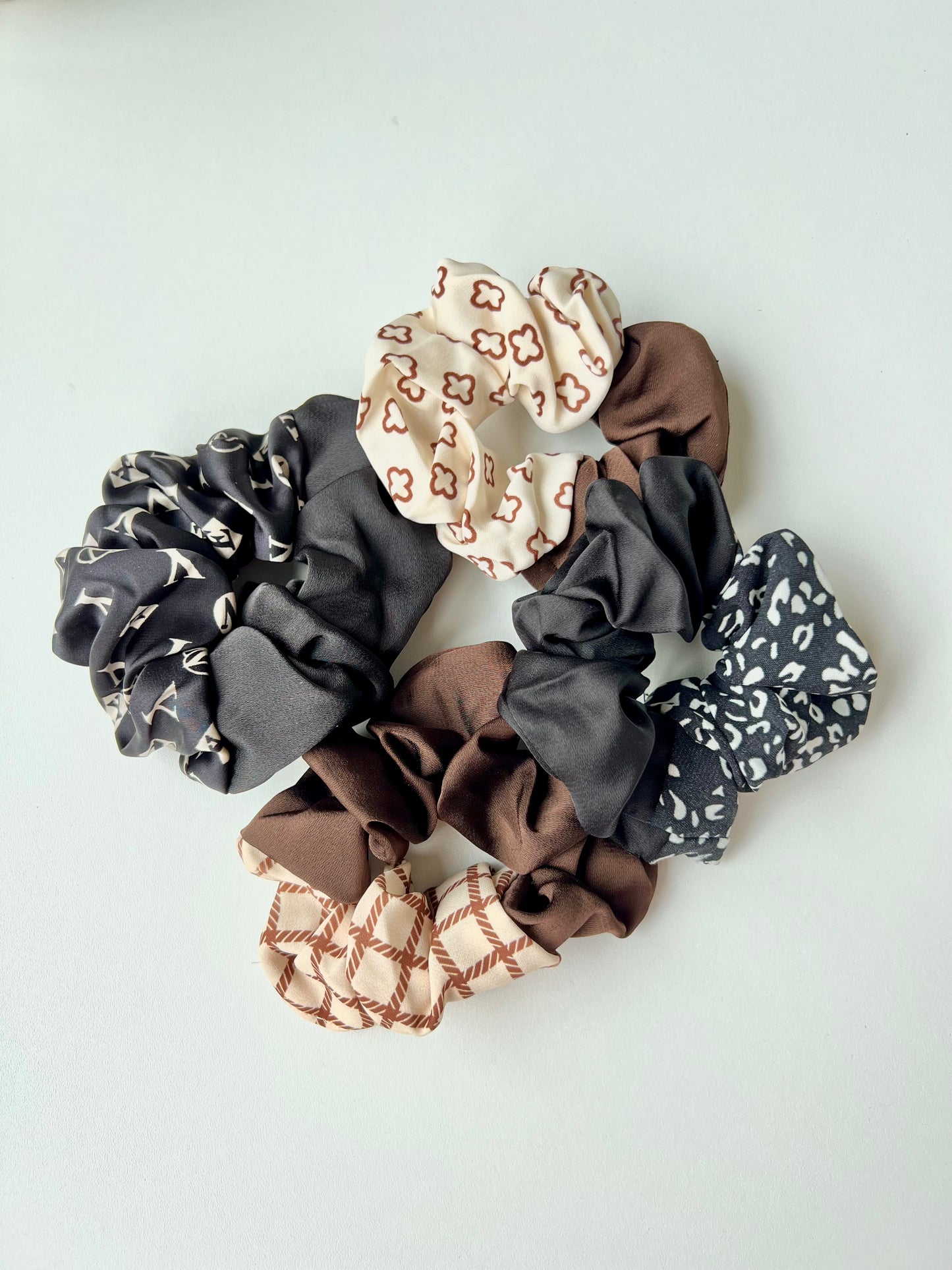 Nancy 4-pack scrunchies
