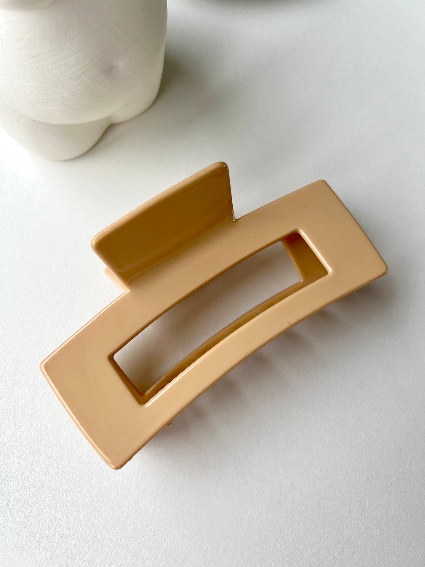 Chloe claw clip (2 colours)