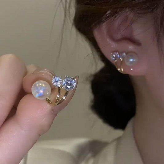 Hyuna Pearl earrings