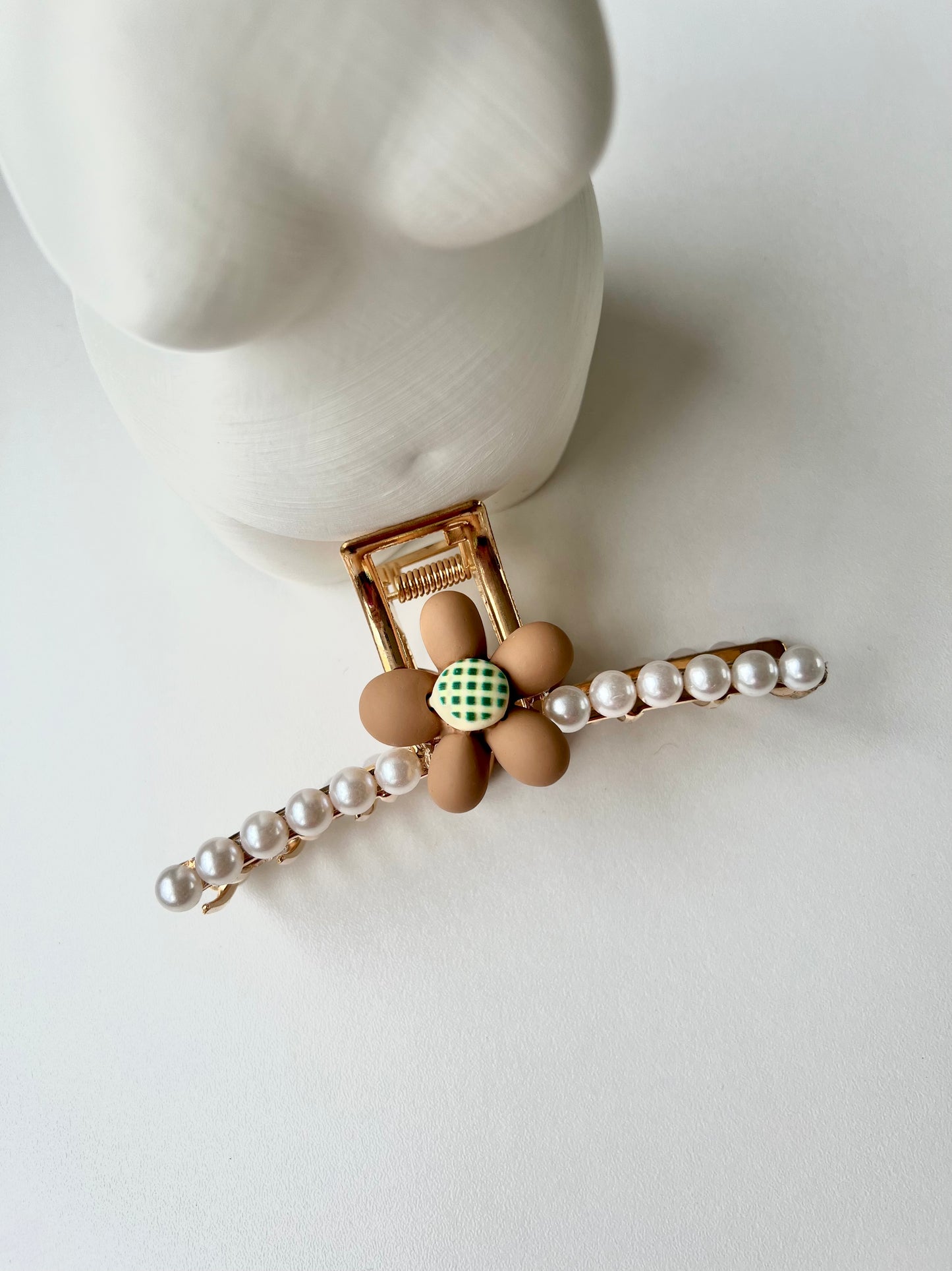 Yuju claw clip (3 variants)